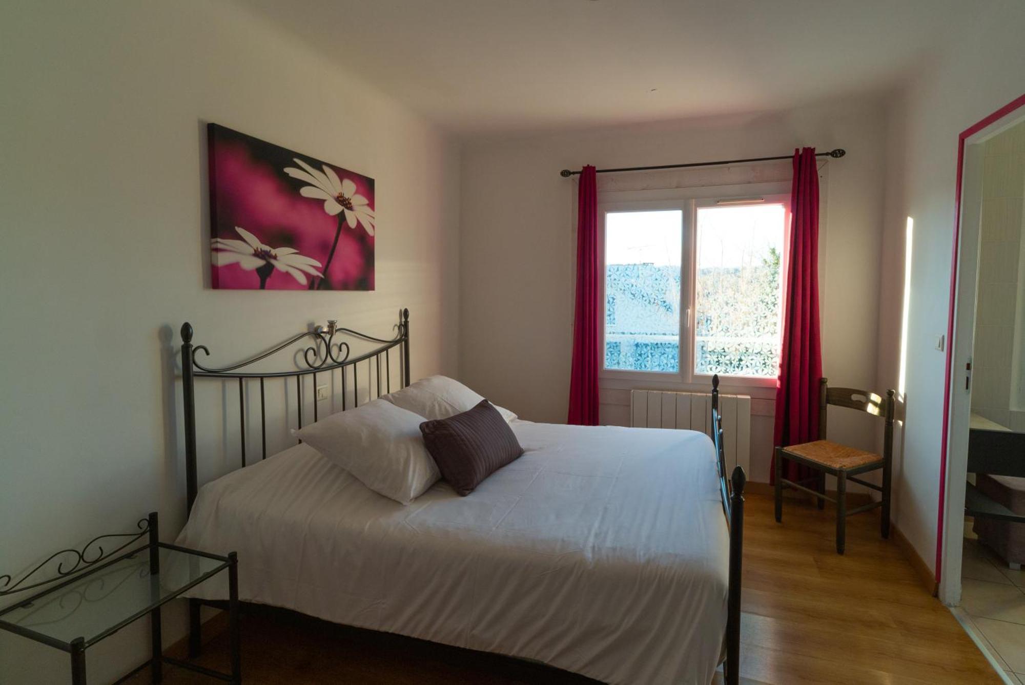 Hotel La Barguelonne Montcuq Bagian luar foto